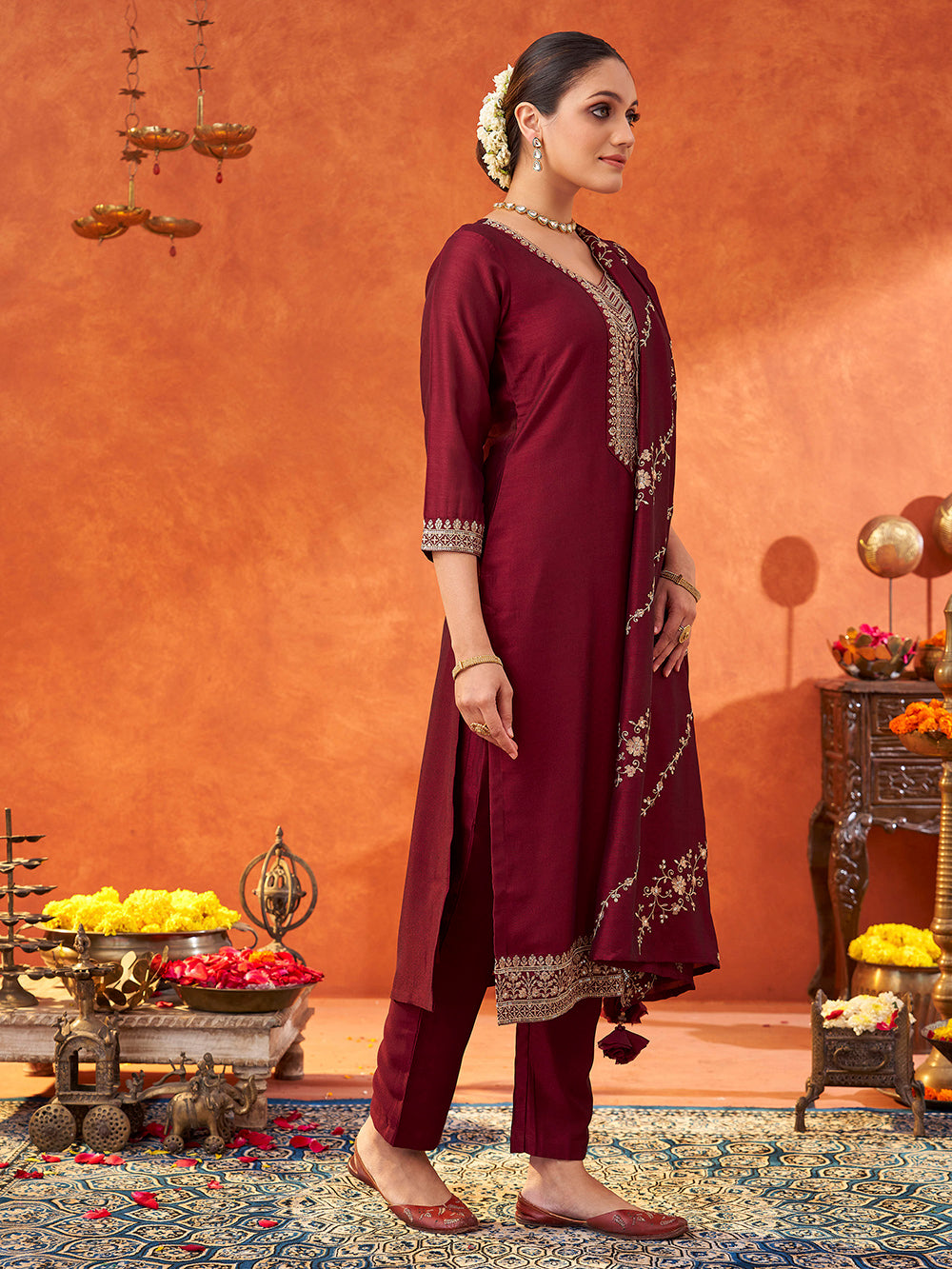 Color_Maroon