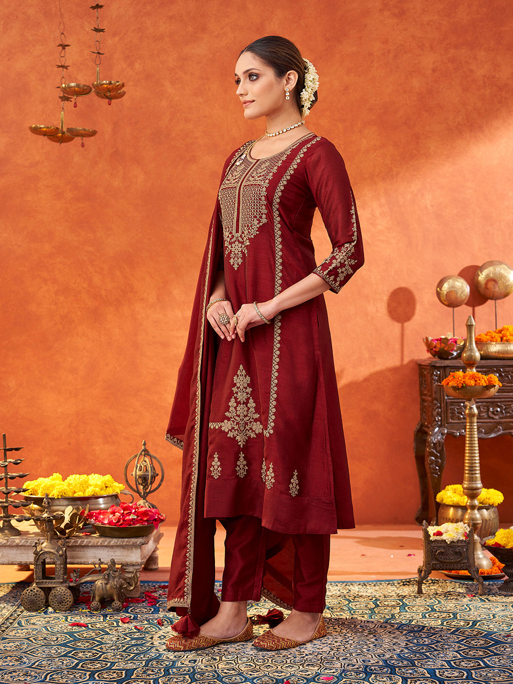 Color_Maroon