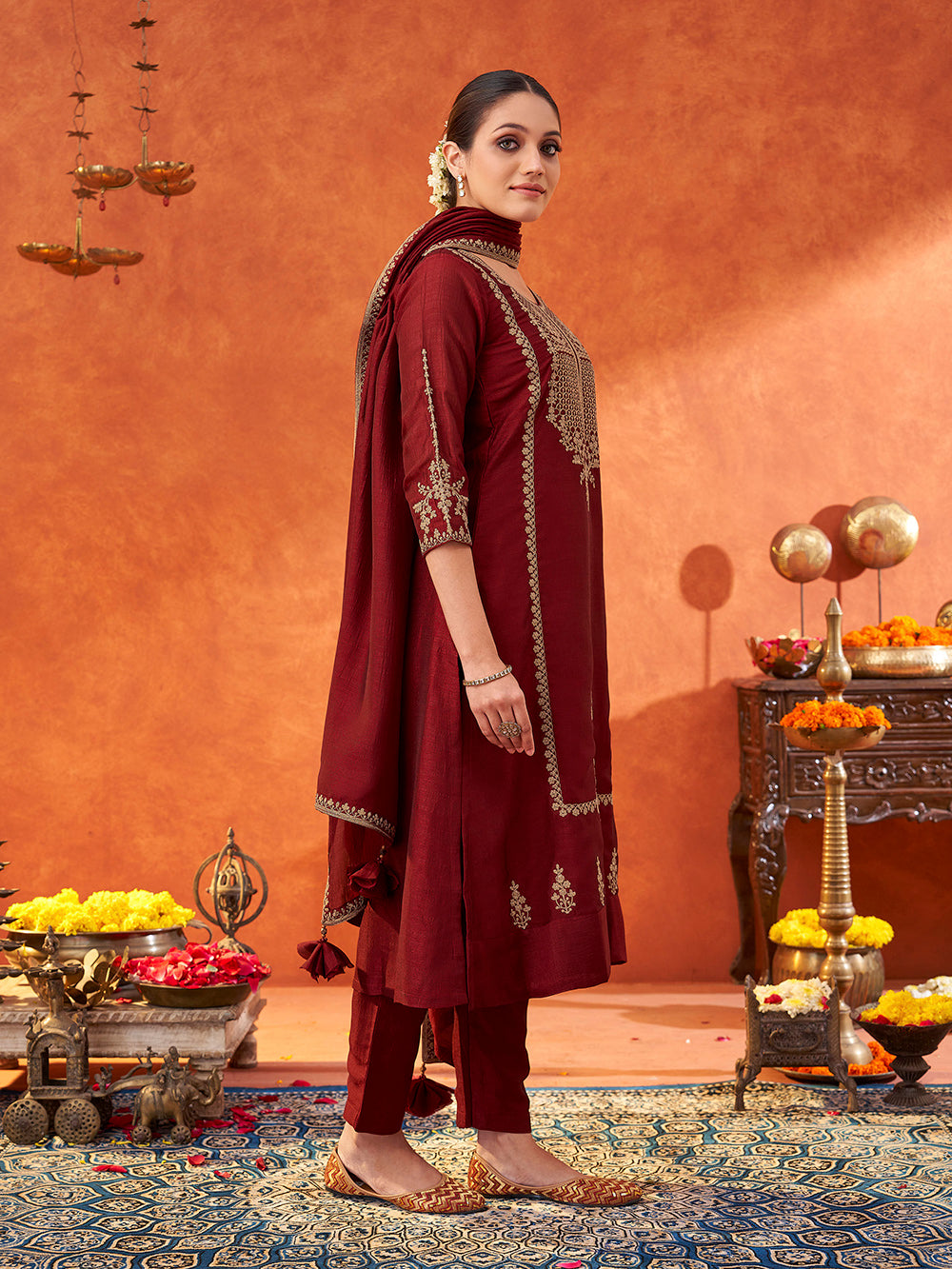Color_Maroon