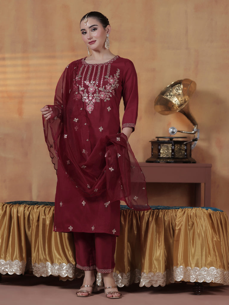 Color_Maroon