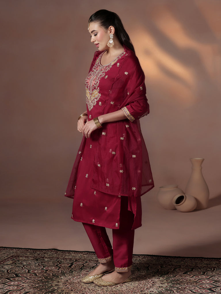 Color_Maroon
