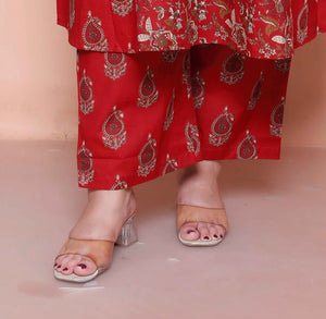 Color_Maroon