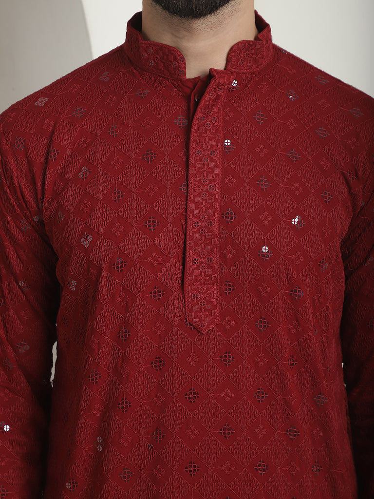 Color_Maroon