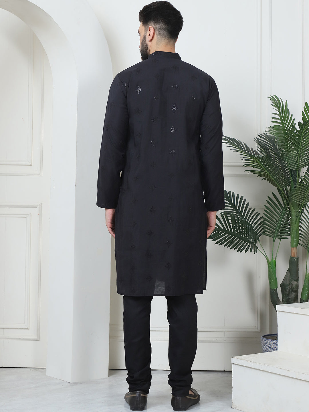 Color_Black