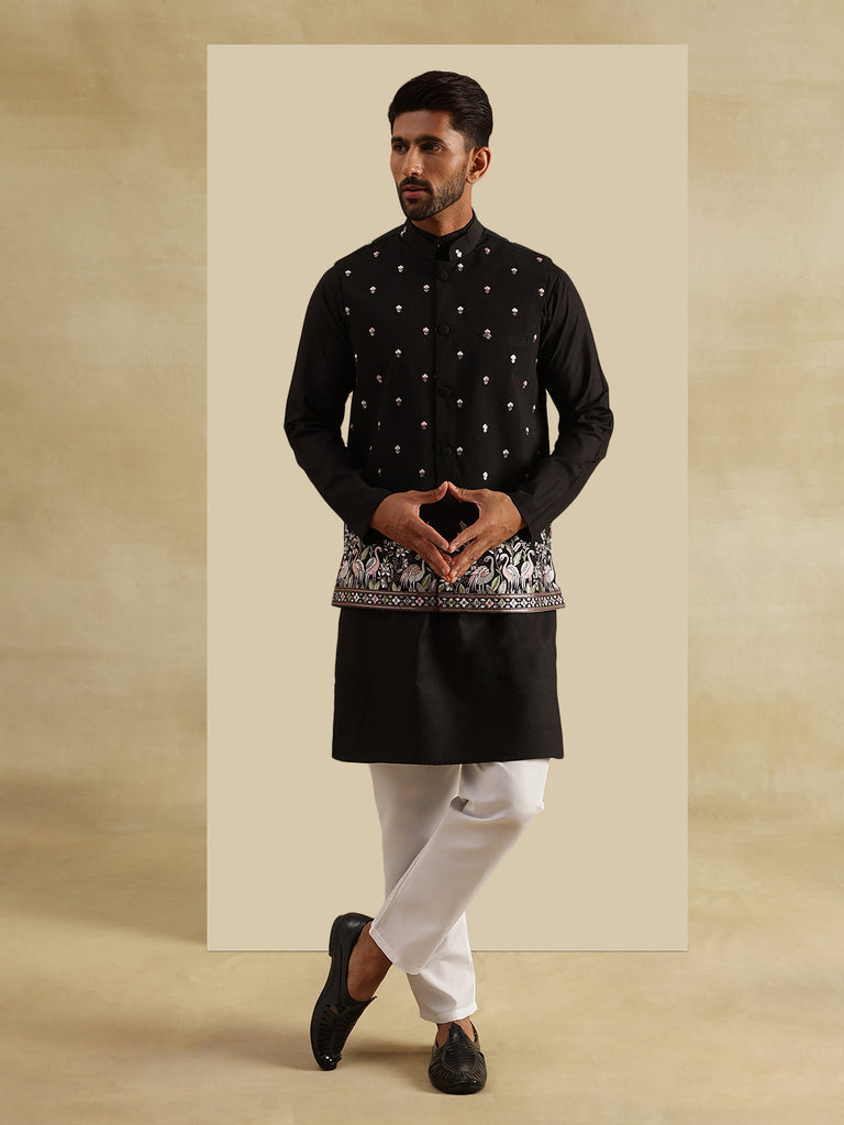 Men's Black Cotton Blend Solid/Plain Kurta Set