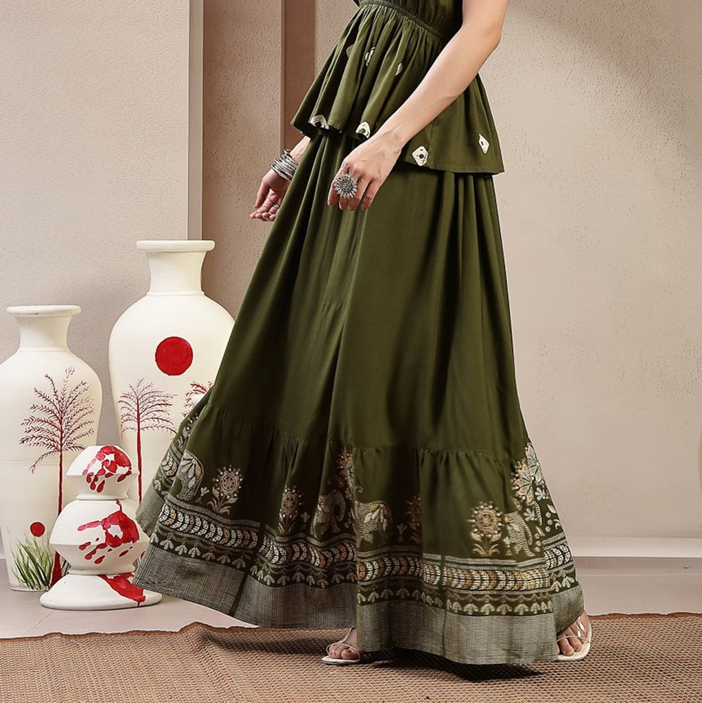 Women's Green Animal & Floral Printed Tiered Rayon Skirt