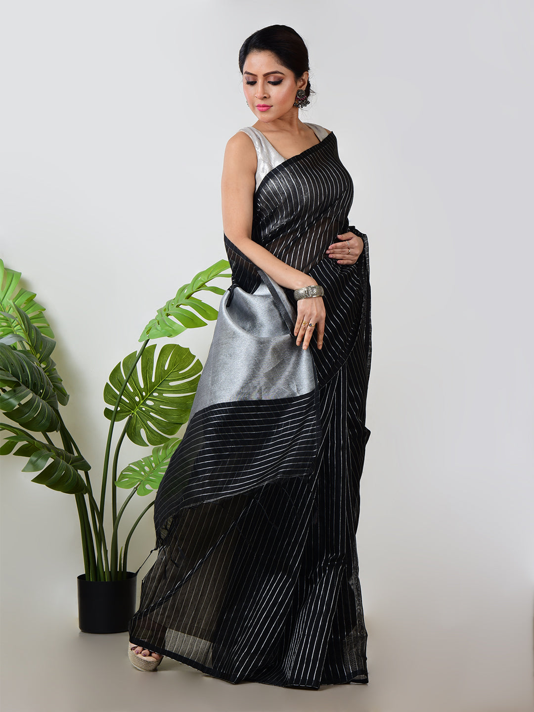 Color_Black