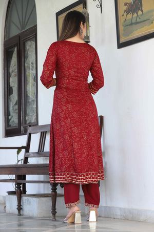 Color_Maroon