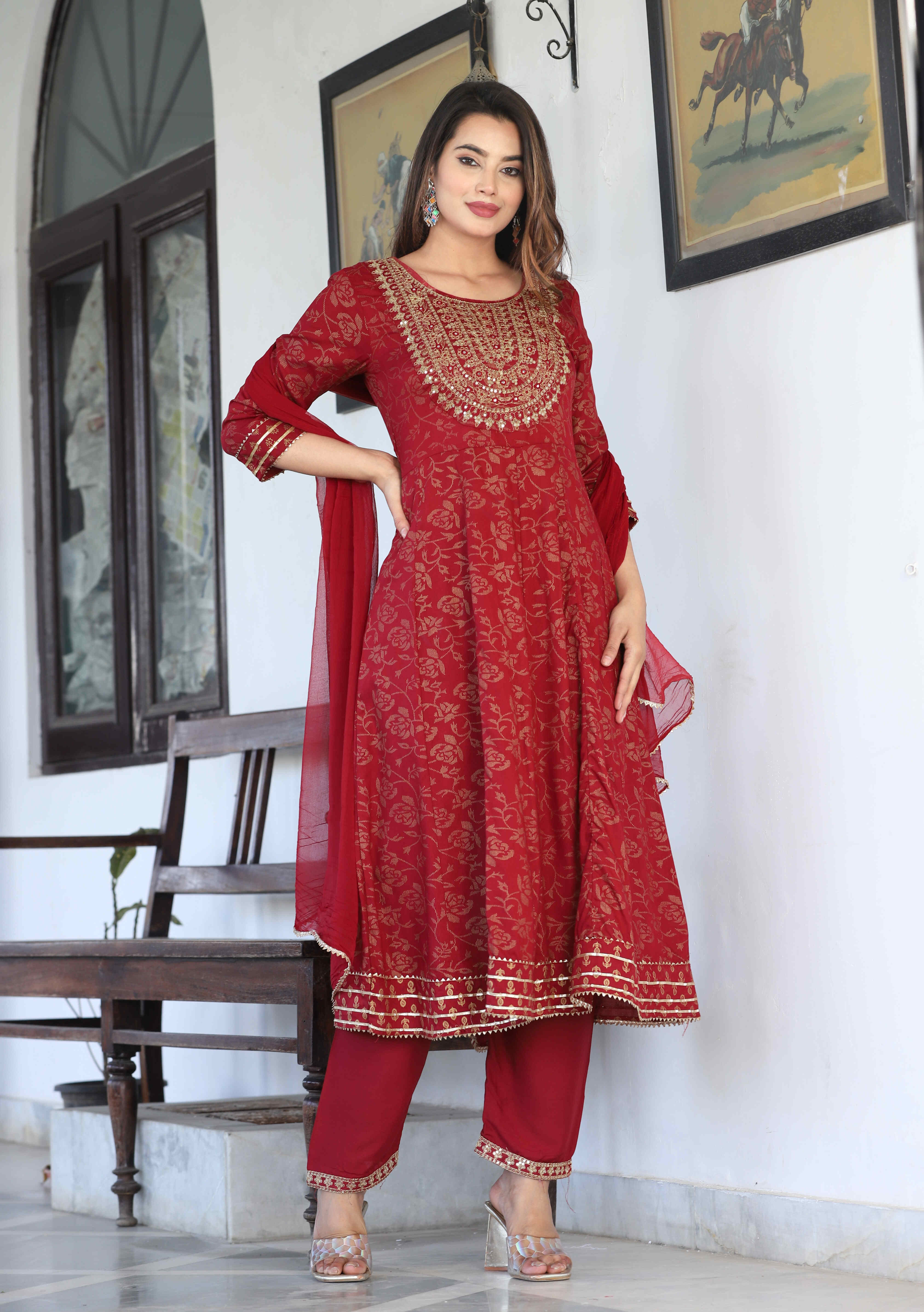 Color_Maroon