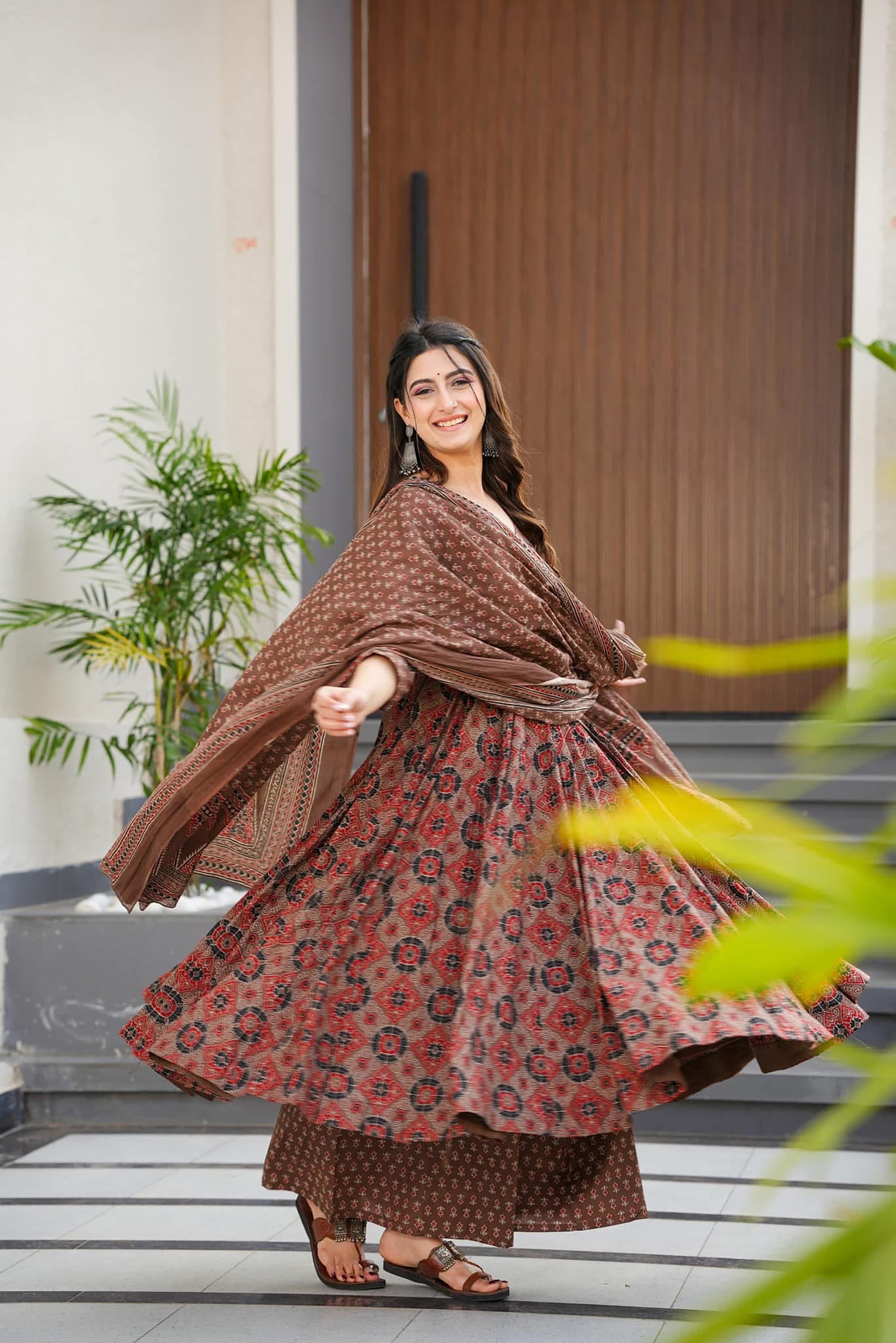 Color_Brown