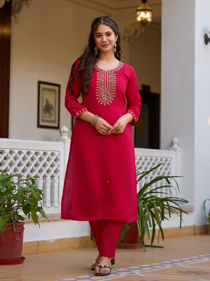 Women's Maharani Viscose Chanderi Embroidered Beads Kurta Set With Dupatta