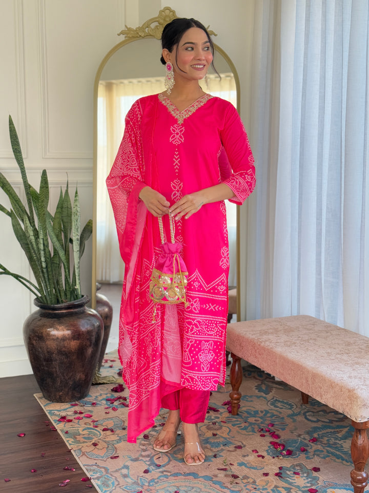 Women's Pink French Crepe Kurta Set With Dupatta