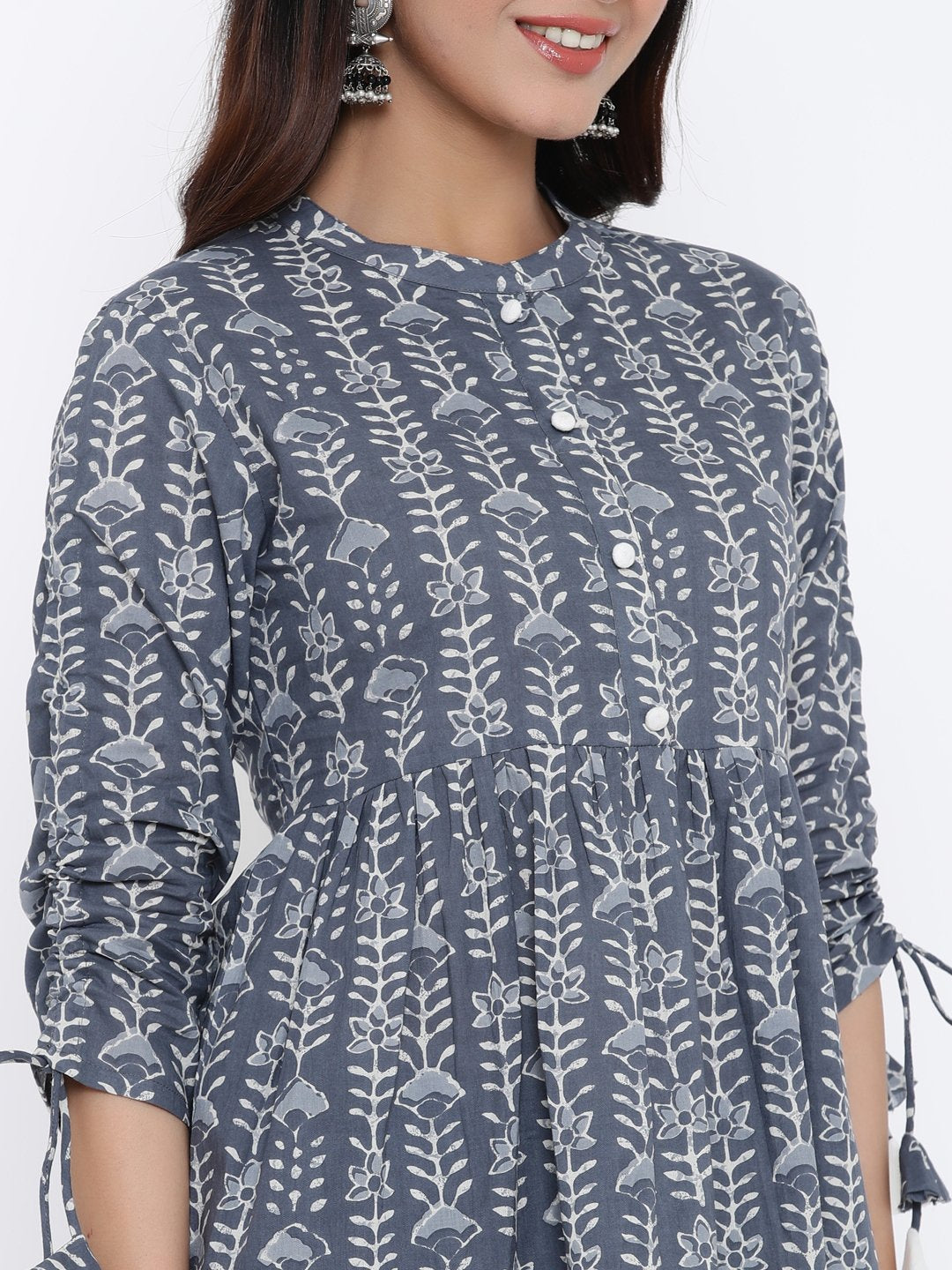 Women's Printed Cotton Fabric Short Tunic With Tie-Up Sleves Details In Grey Color