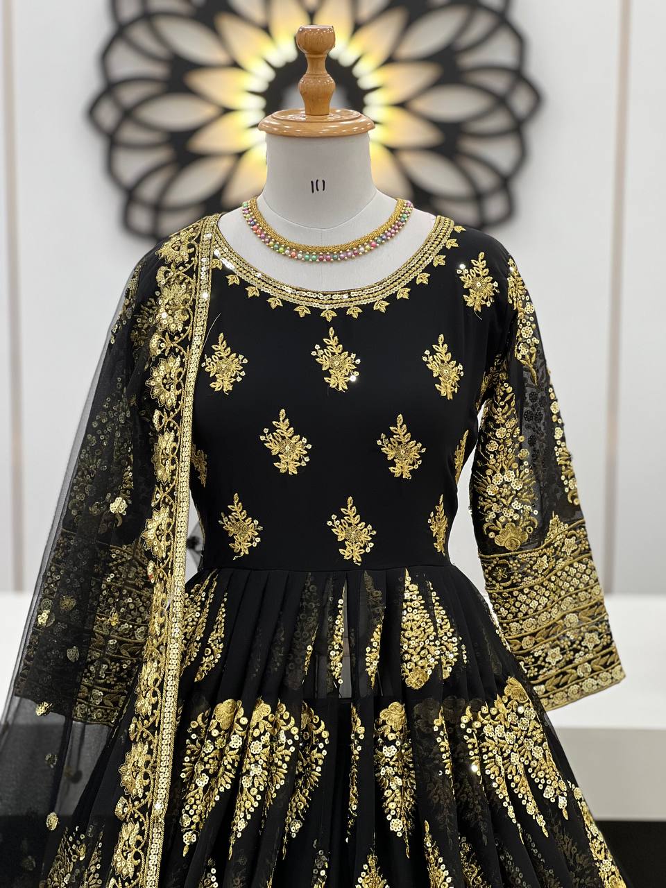 Color_Black