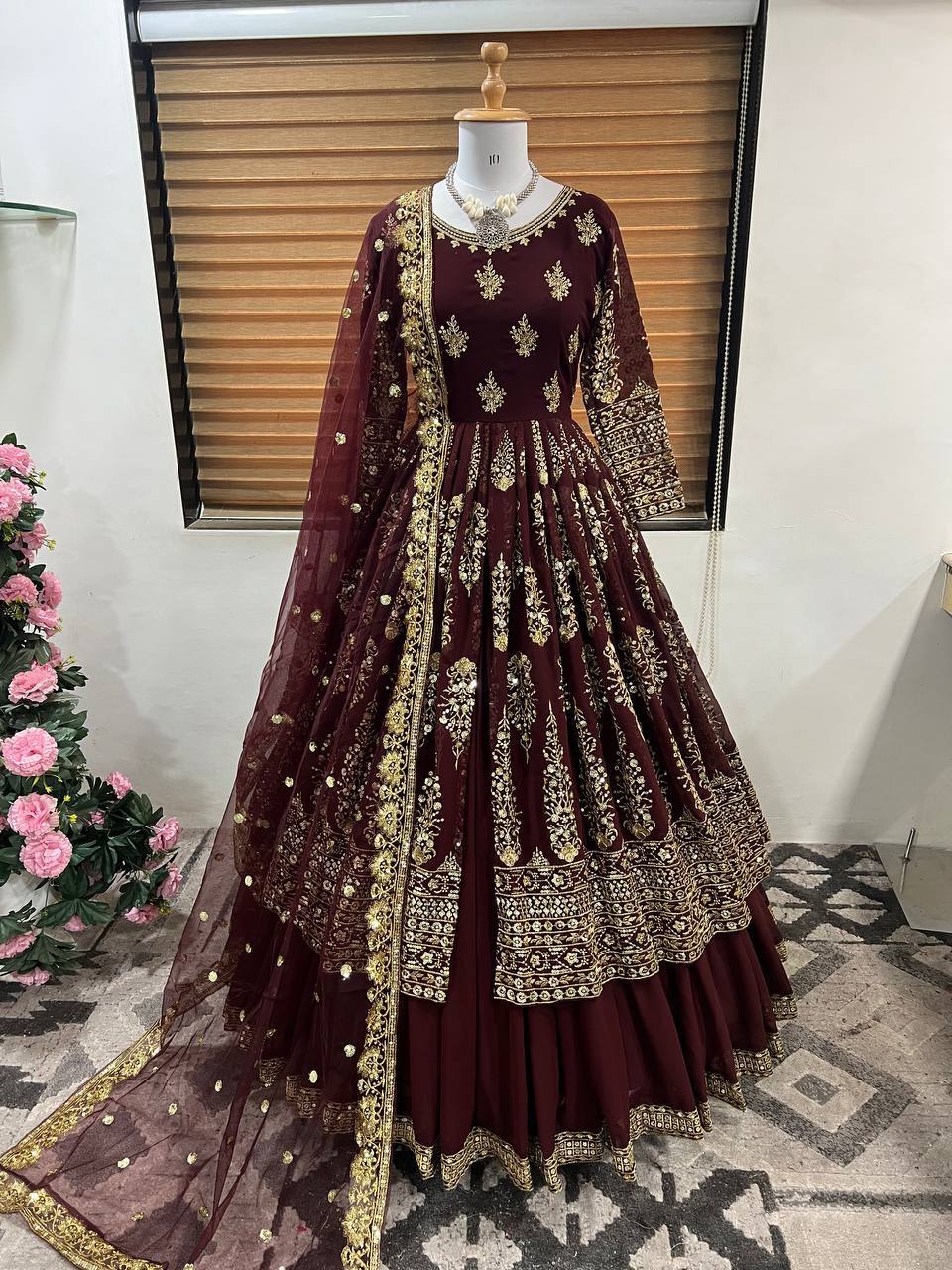 Color_Maroon
