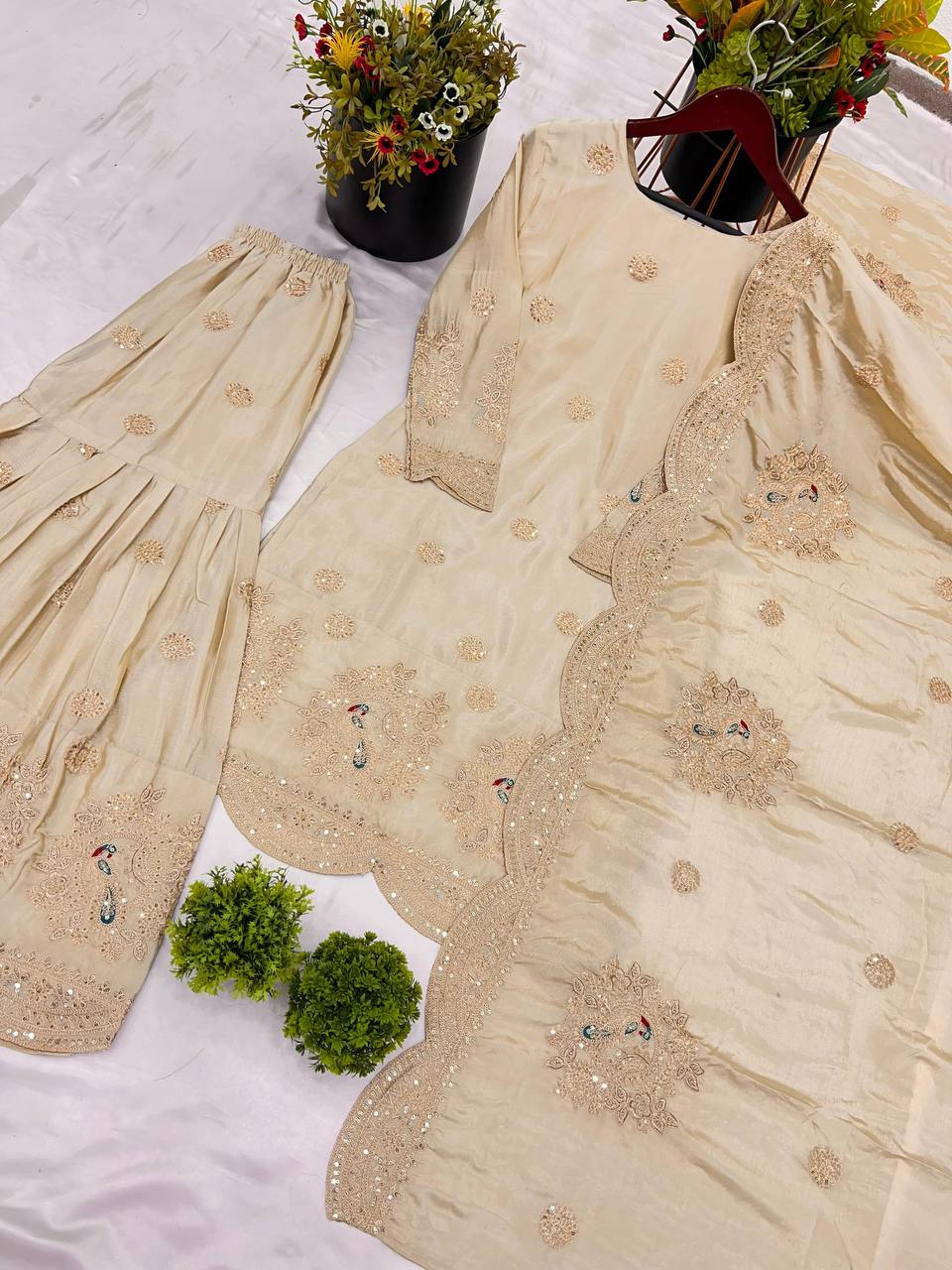 Color_Beige