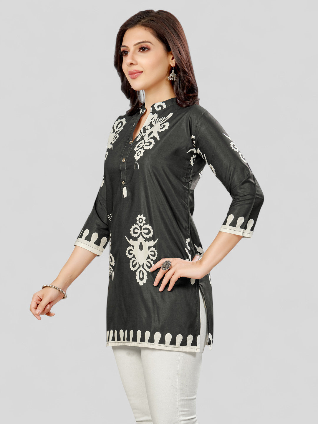 Color_Black