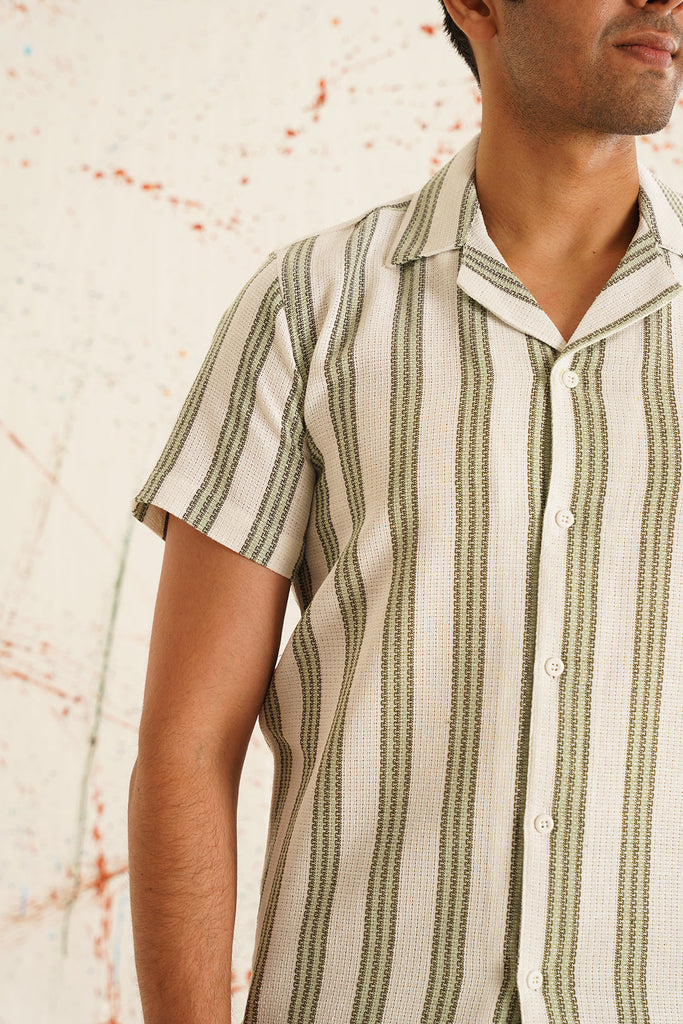 Men's Classic Striped Spread Collar Cotton Curved Casual Shirt