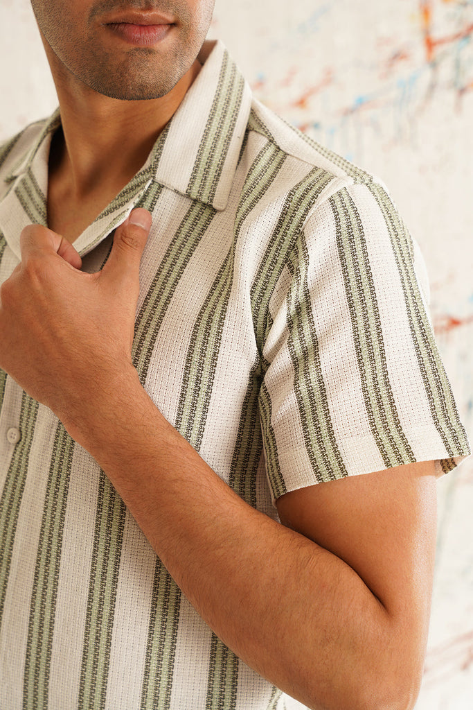 Men's Classic Striped Spread Collar Cotton Curved Casual Shirt