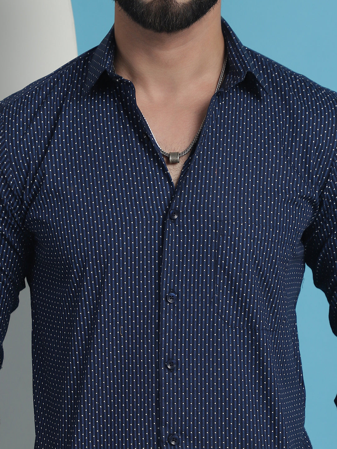 Men's Navy Blue Geometric Printed Cotton Casual Shirt - Taantav