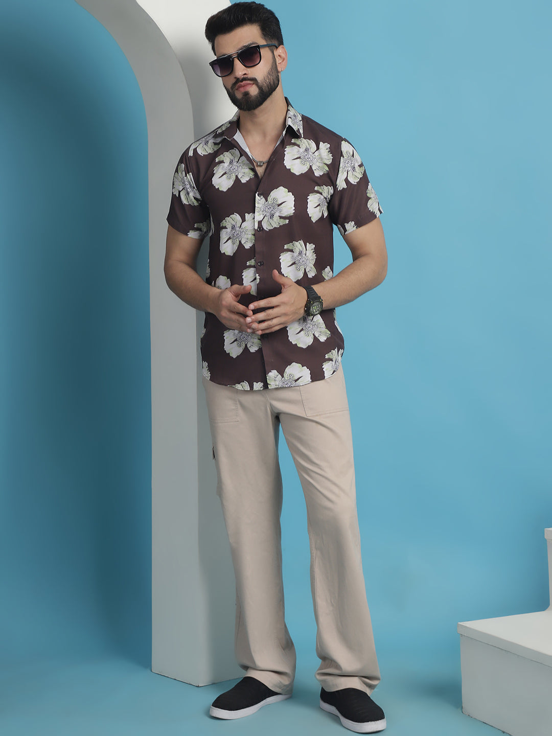 Men's Brown Floral Printed Cotton Casual Shirt - Taantav