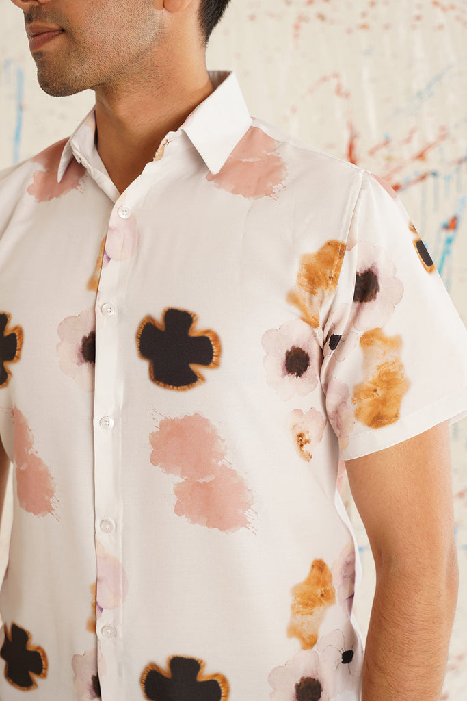 Men's Classic Peach Floral Printed Spread Collar Cotton Curved Casual Shirt