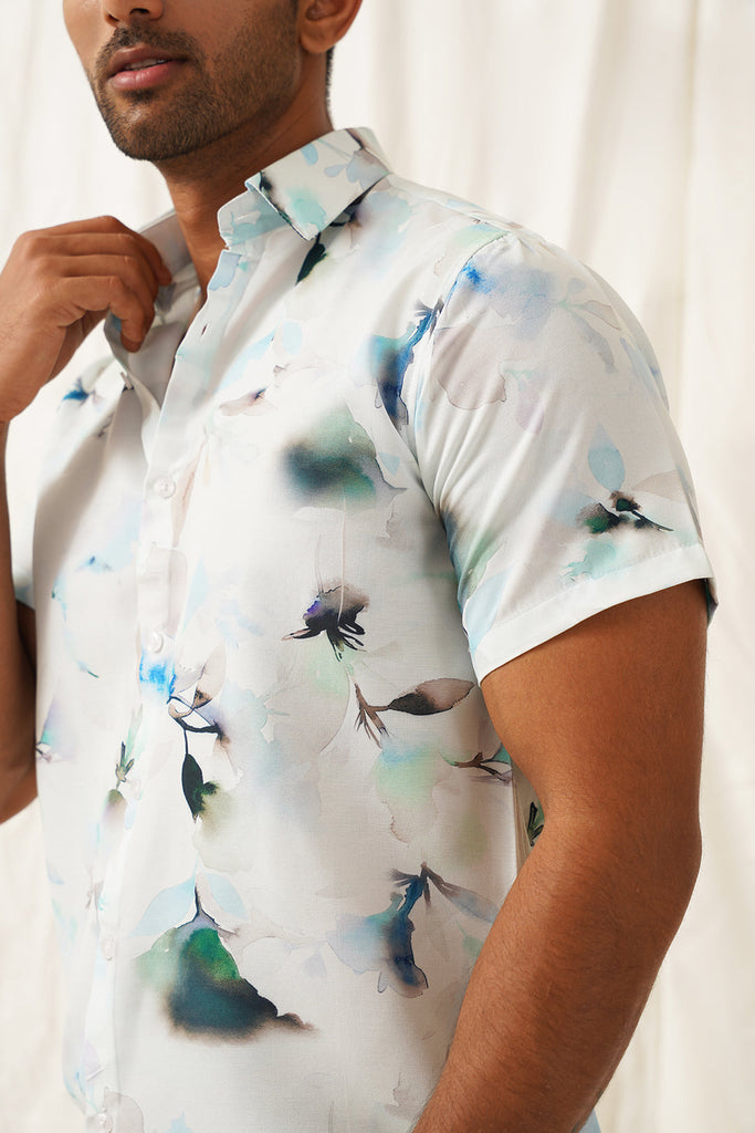Men's Classic Blue Floral Printed Spread Collar Cotton Curved Casual Shirt