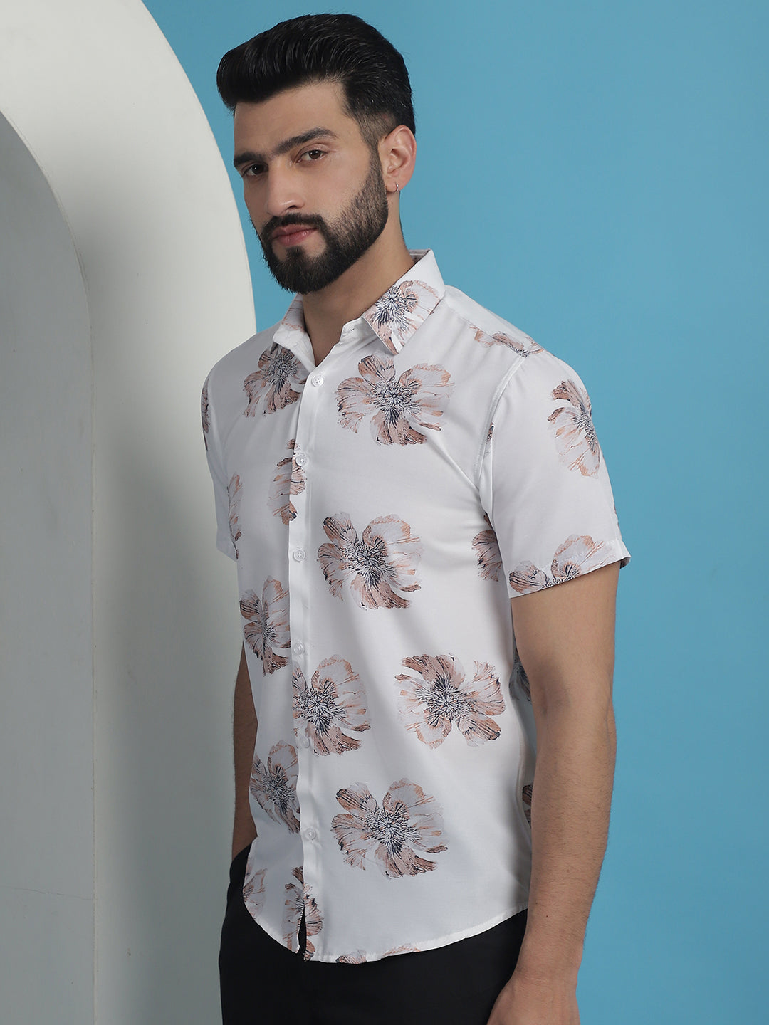 Men's White Floral Printed Cotton Casual Shirt - Taantav