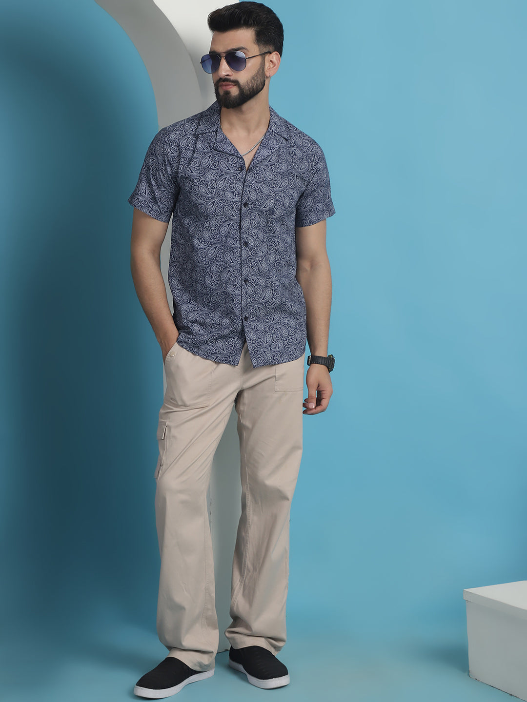 Men's Navy Blue Paisley Printed Cotton Casual Shirt - Taantav