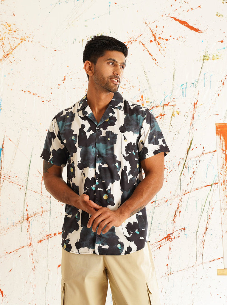 Men's Classic Floral Printed Spread Collar Cotton Curved Casual Shirt