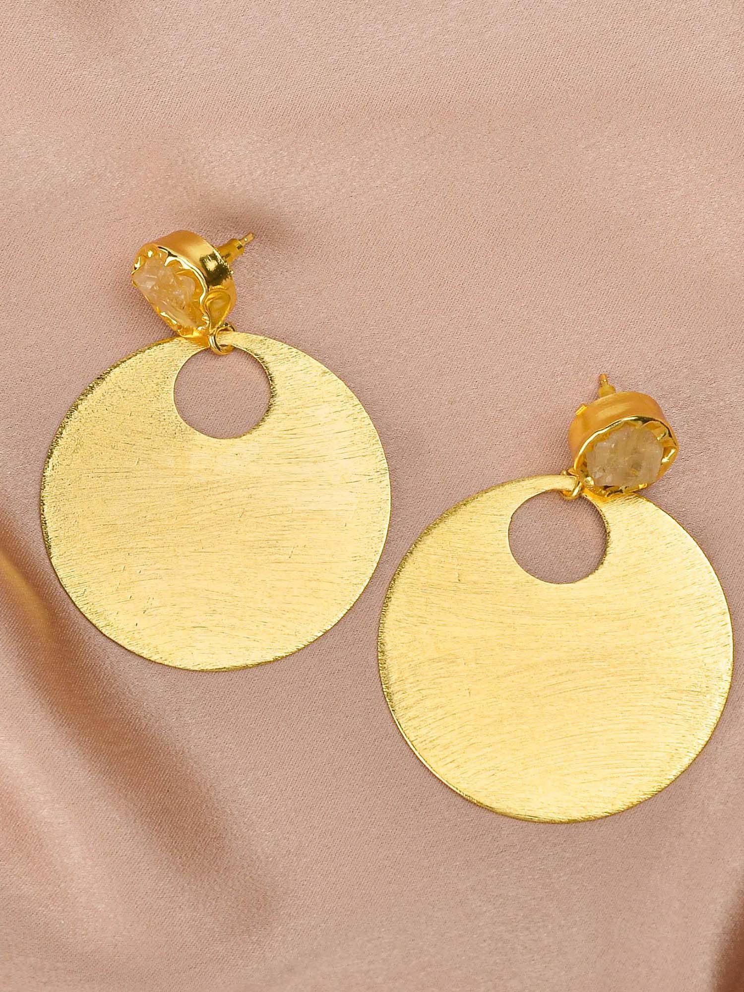 Women's Stone Studded Round Earring