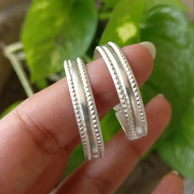 Women's Silver Adjustable Toe Rings - Abhika Creations