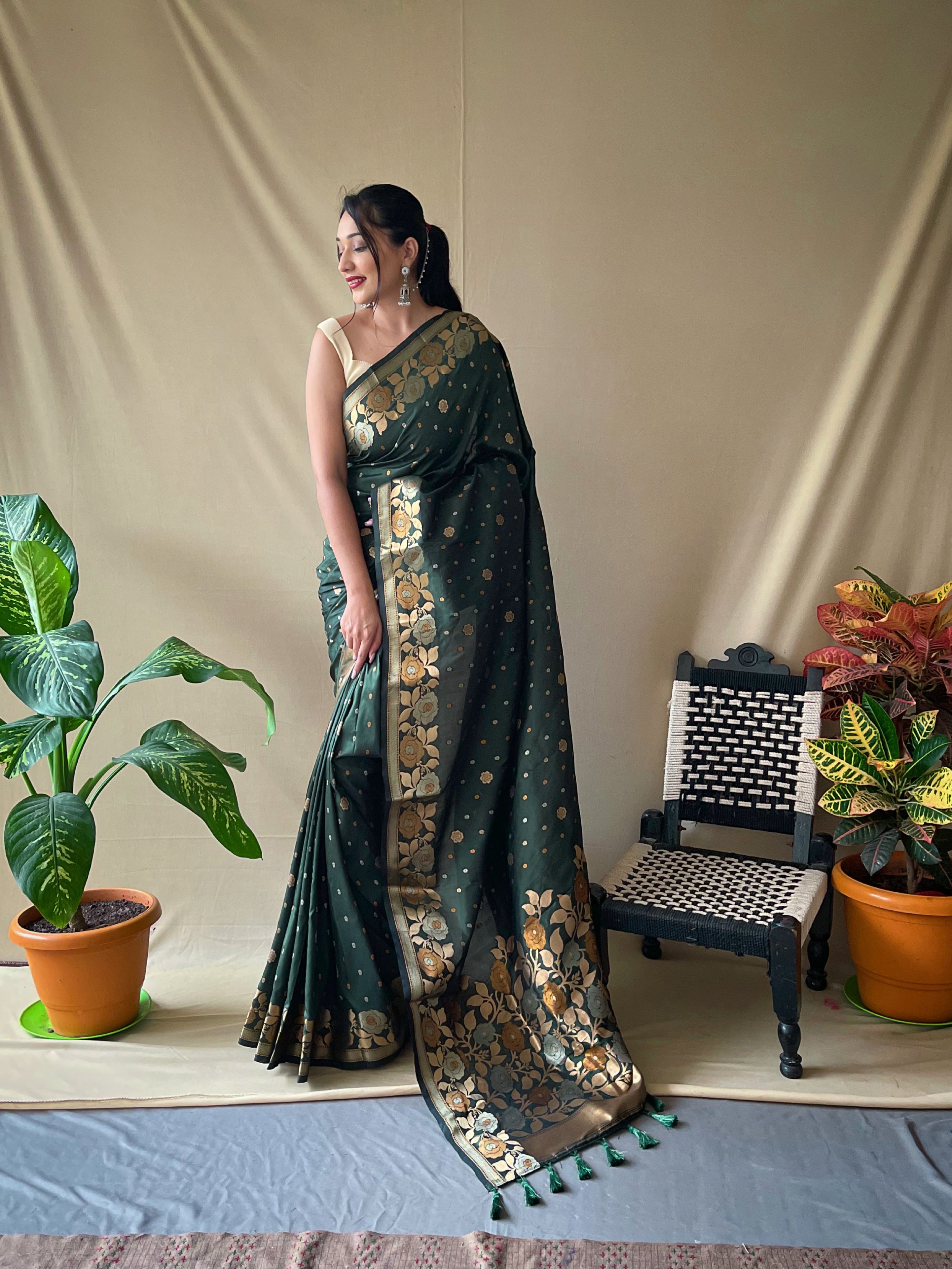 Women's Banarasi Silk Saree with Floral Woven Border and Pallu Dark Green - TASARIKA
