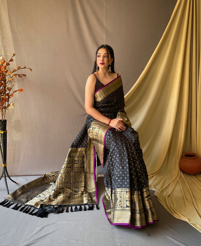 Women's Banarasi Silk Checks Woven Saree Black