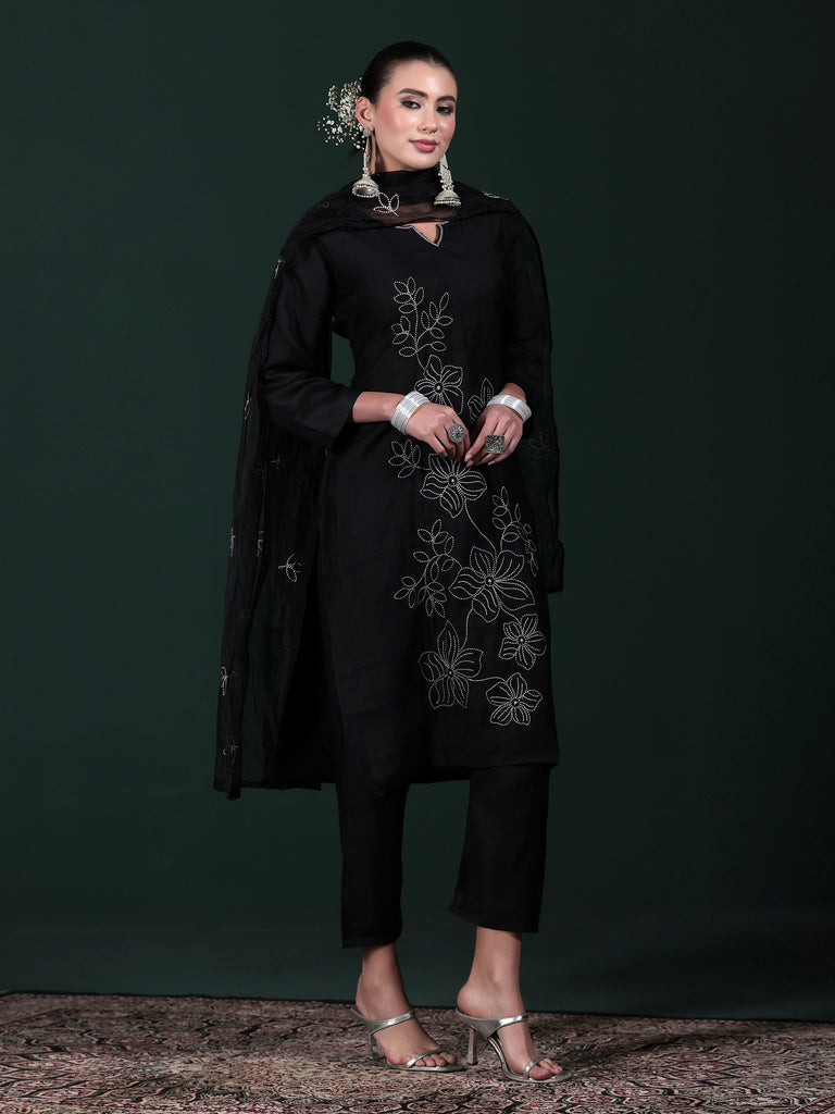 Color_Black