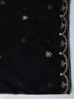 Color_Black
