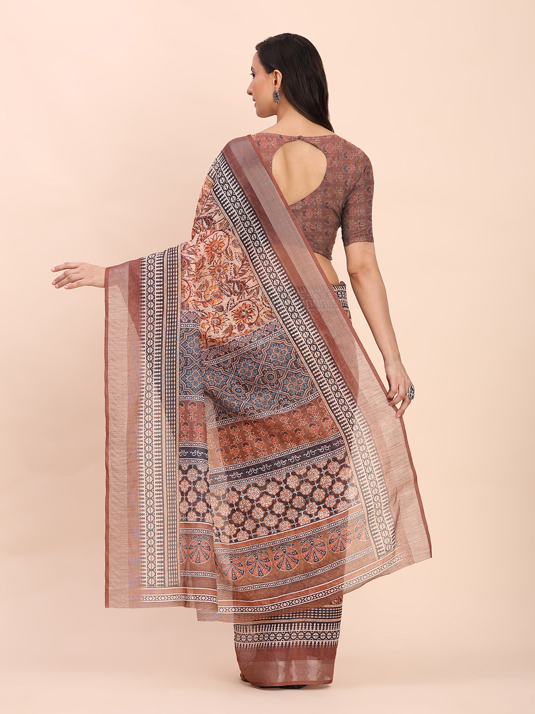 Color_Brown