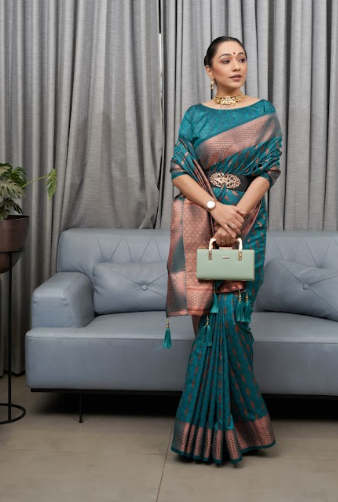 Women's Bluish Green Banarasi Silk Copper Zari Woven Saree - TASARIKA