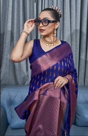 Women's Royal Blue Banarasi Silk Copper Zari Woven Saree - TASARIKA