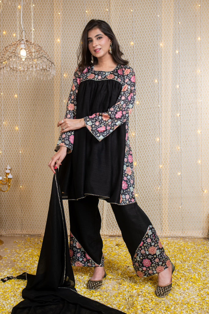 Women's Flared Black Short Kurta Set With Embroidery