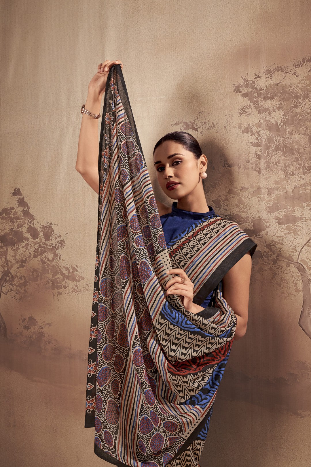 Women's Multi Color Poly Mal Cotton Printed Saree With Unstitched Blosue