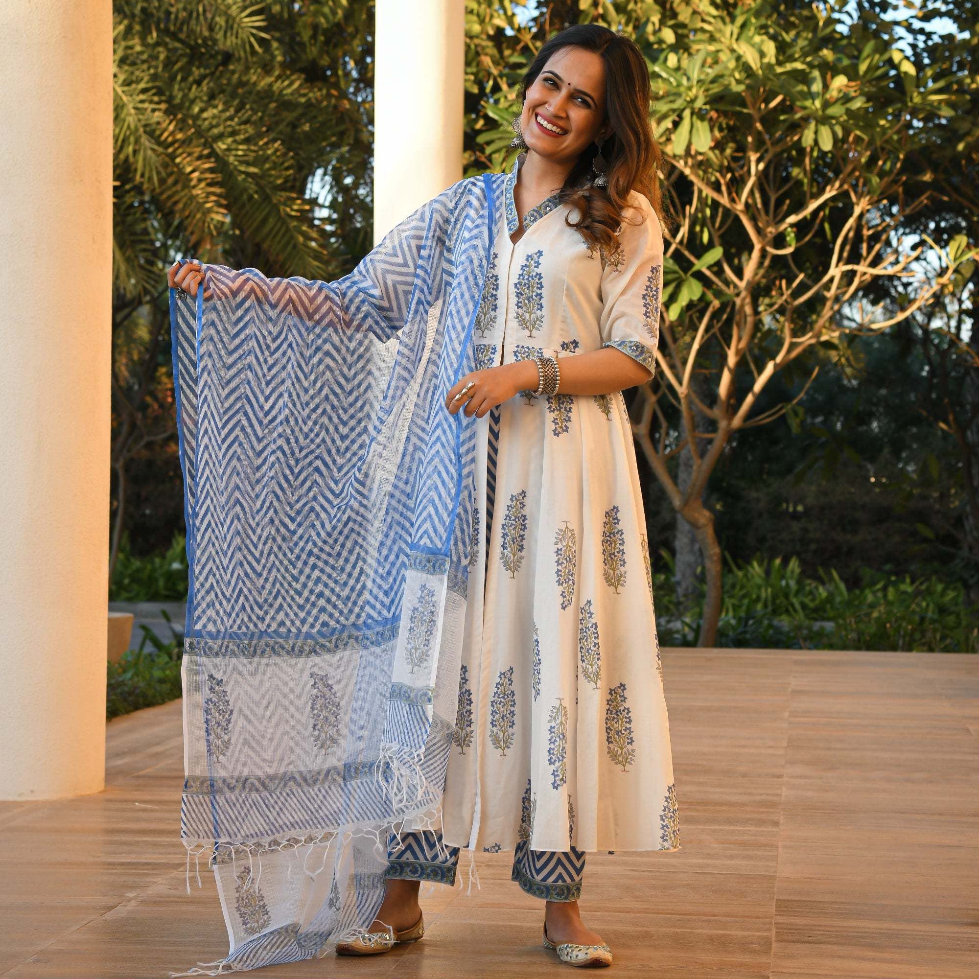 Women's White Printed Cotton Kurta Set Collection