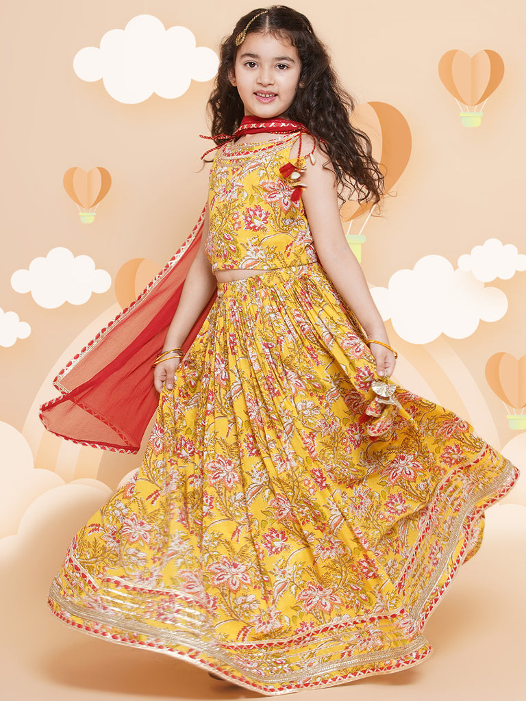 Girls Printed Ready To Wear Lehenga & Blouse With Dupatta