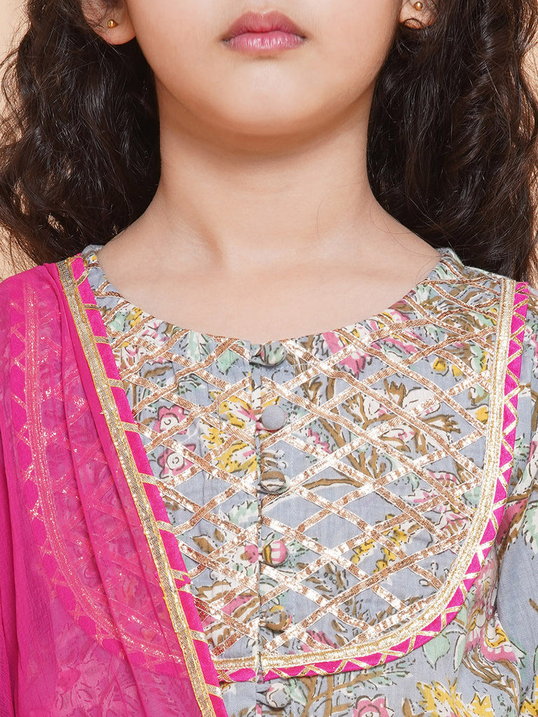 Girls Printed Ready To Wear Lehenga & Blouse With Dupatta