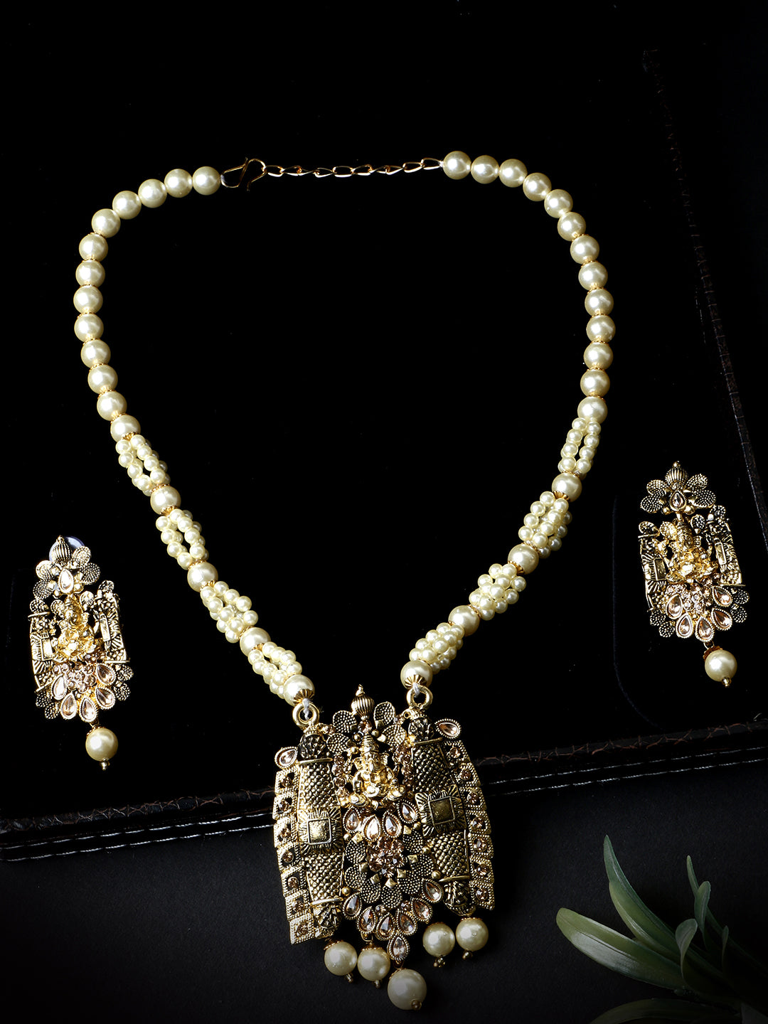 Women's Antique Matte Gold Finish Meenakari  Pearl Temple Jewellery