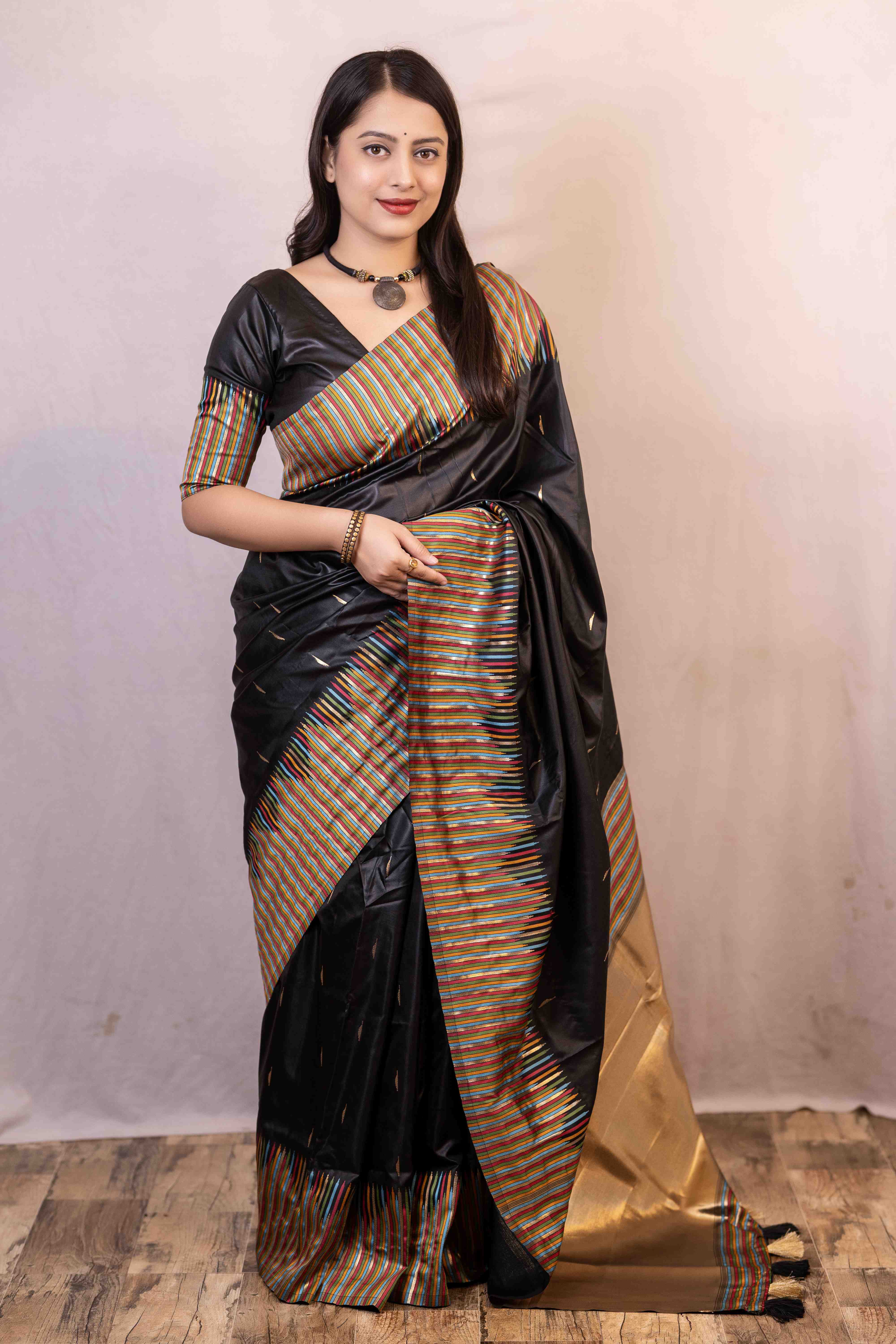 Women's Black Silk Cotton Banarasi Saree - Stava Creation