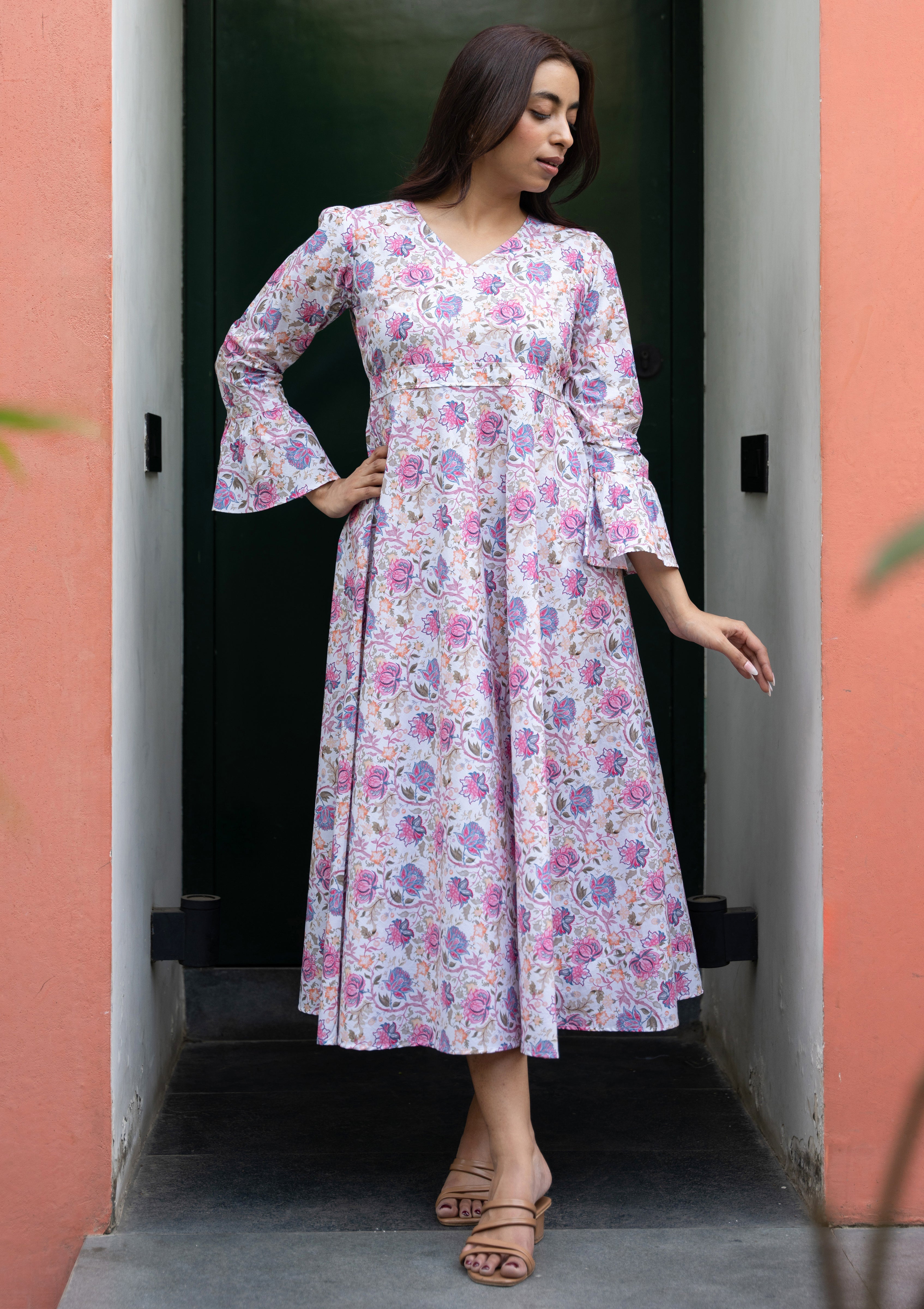 Women's White Floral Printed Pure Cotton Dress - GulaboSitabo