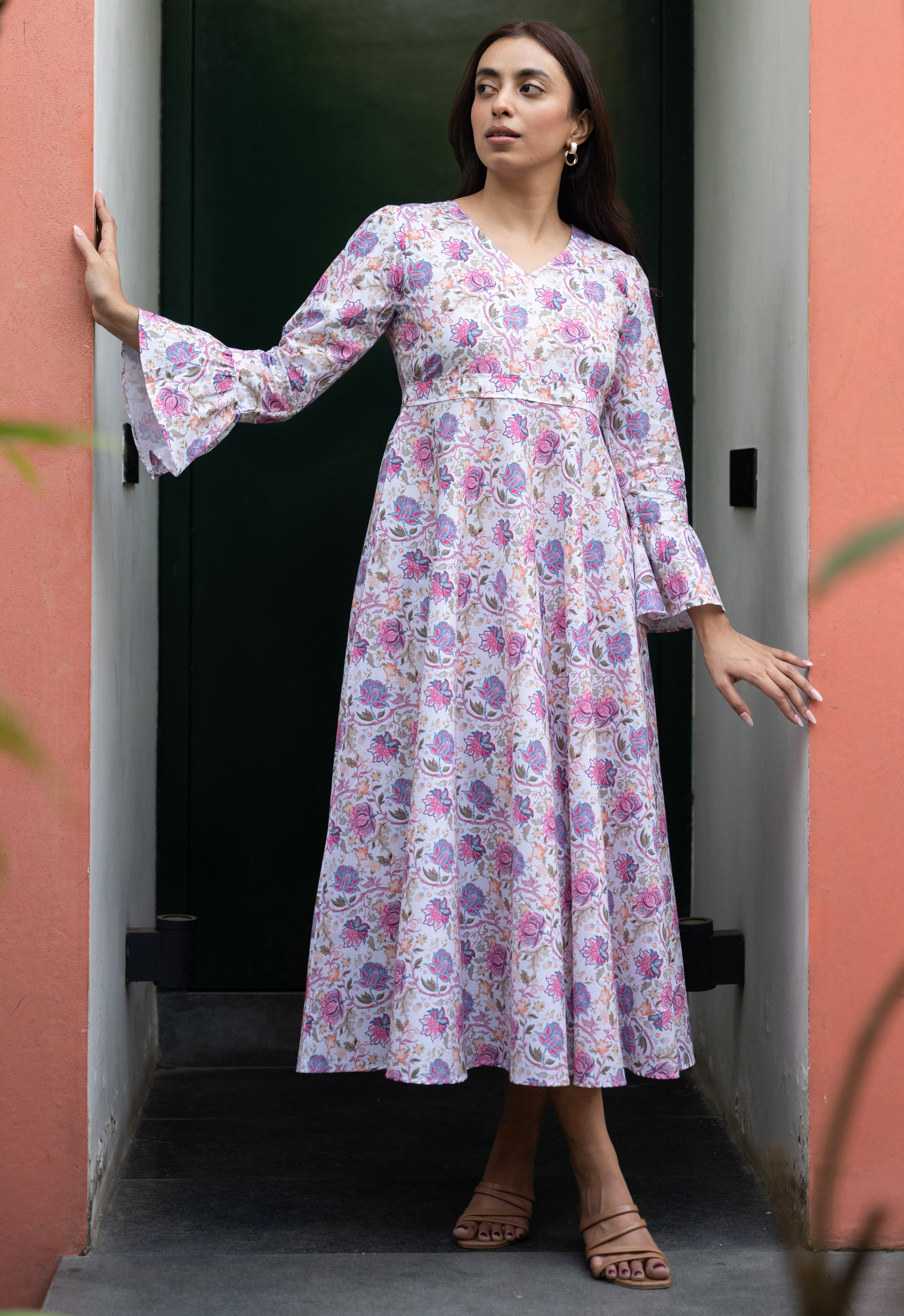 Women's White Floral Printed Pure Cotton Dress - GulaboSitabo