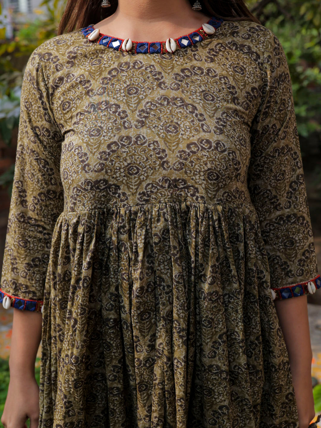 Color_Brown