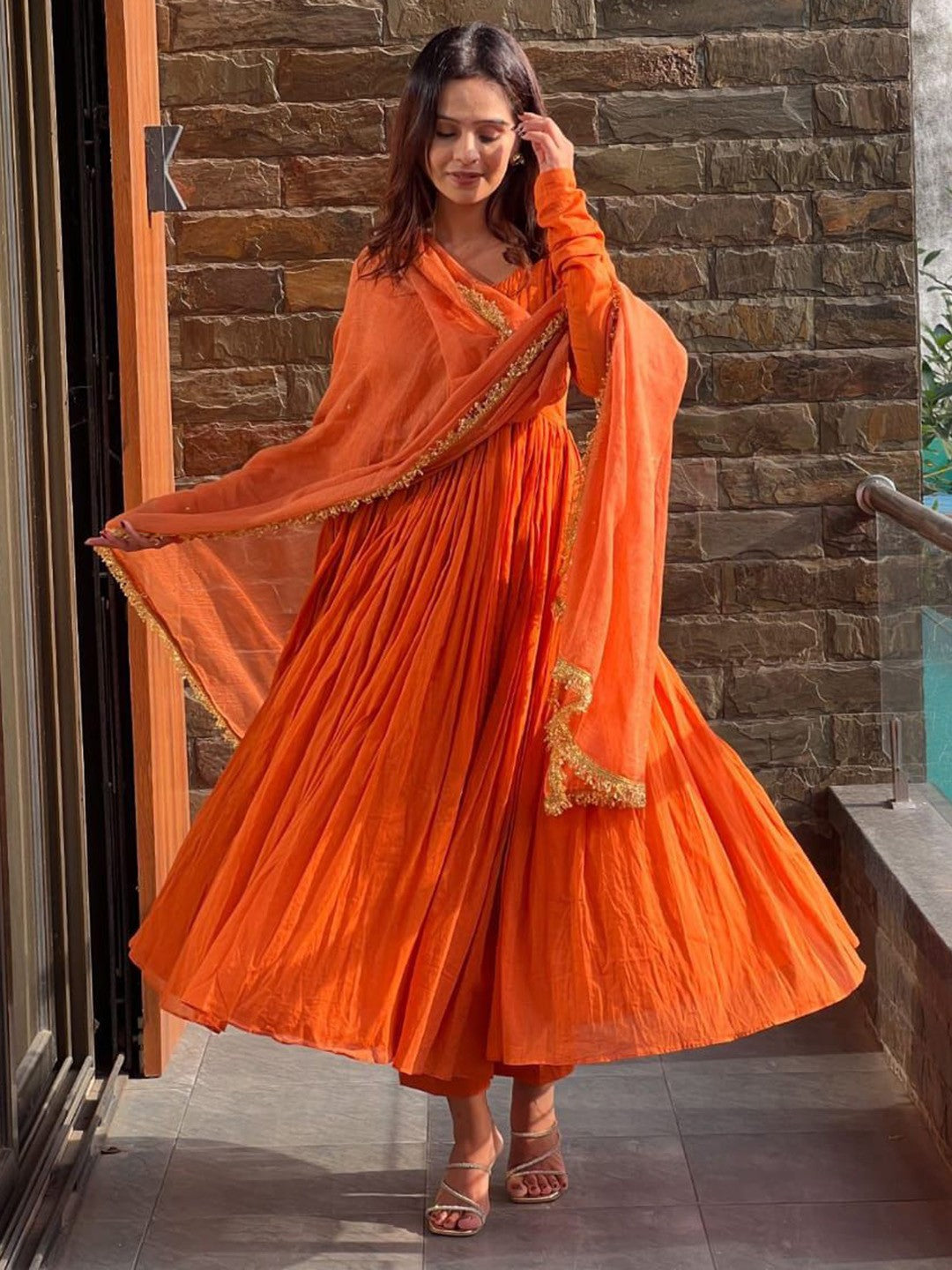 Color_Orange